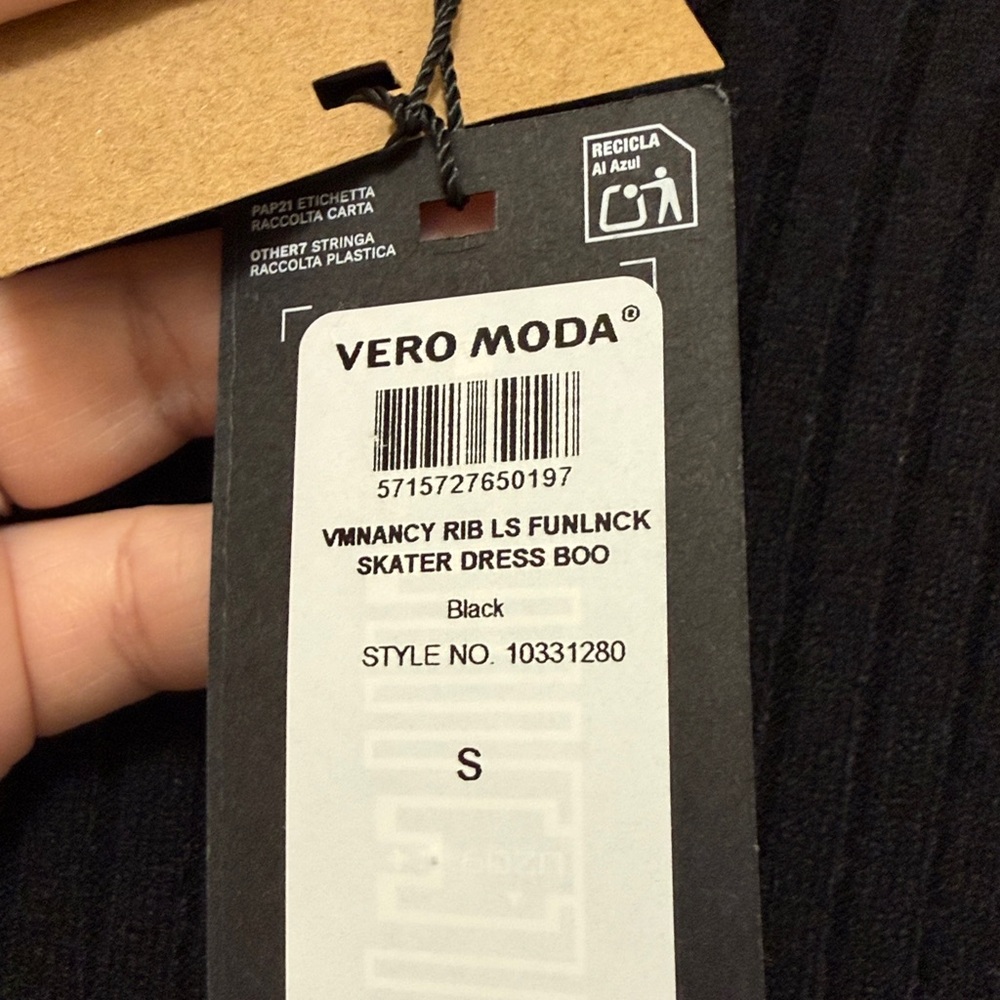 NWT Vero Moda Nancy Knit Dress - Picture 8 of 10